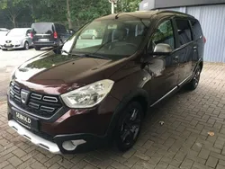 Braun Gebraucht 2017 Dacia Lodgy Stepway Van / Kleinbus | 9.980 € (Etwas zu teuer)