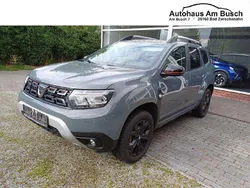 Städtisches grau Gebraucht 2022 Dacia Duster Extreme SUV | 21.890 € (Guter Preis)