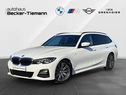 Alpinweiß uni Gebraucht 2022 BMW 318 M Sport Kombi | 25.935 € (Fairer Preis)
