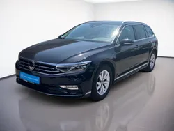 Deep black perleffekt Gebraucht 2023 VW Passat IQ Drive Kombi | 32.880 € (Superpreis)