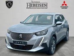 Silber Gebraucht 2022 Peugeot e-2008 Active SUV | 18.890 € (Guter Preis)