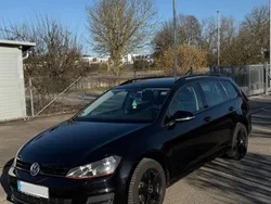 Schwarz Gebraucht 2014 VW Golf VII Limousine | 5.900 € (Guter Preis)
