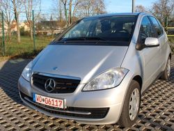 Silber Gebraucht 2009 Mercedes A180 Limousine | 2.000 € (Superpreis)