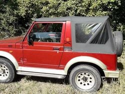 Rot Gebraucht 1994 Suzuki Samurai SUV | 6.666 €