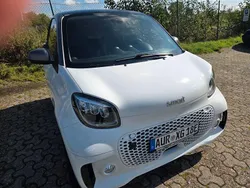 Weiß Gebraucht 2020 Smart ForTwo Electric Drive Coupé | 13.500 € (Teuer)