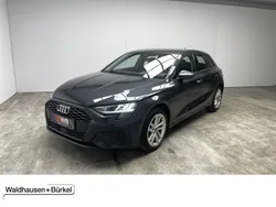 Manhattangrau (metallic) Gebraucht 2021 Audi A3 Sportback e-tron Basis Limousine | 23.950 € (Etwas zu teuer)