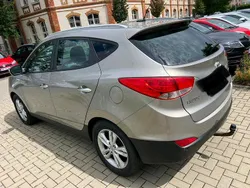 Grau Gebraucht 2010 Hyundai ix35 SUV | 5.699 € (Fairer Preis)