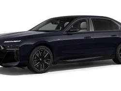 Schwarz Gebraucht 2024 BMW 740 Comfort Edition Limousine | 103.393 €