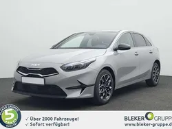 Wolf gray m Gebraucht 2025 Kia Ceed 4 Limousine | 24.980 € (Fairer Preis)