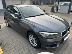 Grau Gebraucht 2015 BMW 118 Kleinwagen | 10.500 € (Fairer Preis)