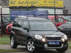 Schwarz metallic Gebraucht 2011 Skoda Yeti Ambition SUV | 6.899 € (Etwas zu teuer)