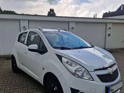 Weiß Gebraucht 2011 Chevrolet Spark LS Kleinwagen | 1.800 € (Fairer Preis)
