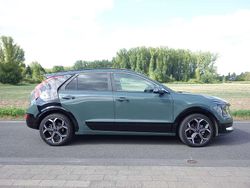 Grün Gebraucht 2023 Kia Niro Spirit SUV | 29.999 € (Guter Preis)