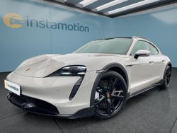 Grau Gebraucht 2022 Porsche Taycan Turbo Limousine | 87.299 € (Teuer)