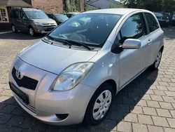 Silber Gebraucht 2006 Toyota Yaris Sol Kleinwagen | 1.999 € (Fairer Preis)