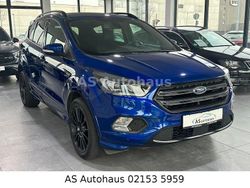 Blau Gebraucht 2017 Ford Kuga ST-Line SUV | 15.950 € (Fairer Preis)