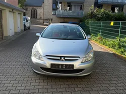 Silber Gebraucht 2004 Peugeot 307 CC Cabrio | 2.650 € (Guter Preis)