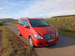 Rot Gebraucht 2011 Mercedes Viano Van / Kleinbus | 12.000 €