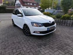 Weiß Gebraucht 2015 Skoda Fabia Kombi | 7.800 € (Fairer Preis)