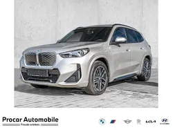 Silber Neu 2025 BMW iX1 M Sport SUV | 56.190 € (Fairer Preis)
