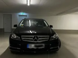 Schwarz Gebraucht 2013 Mercedes C180 Kombi | 8.500 €
