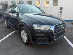 Schwarz Gebraucht 2016 Audi Q3 Basis SUV | 17.999 € (Fairer Preis)