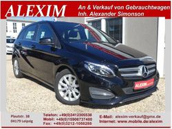 Schwarz Gebraucht 2015 Mercedes B180 Van / Kleinbus | 8.999 € (Fairer Preis)