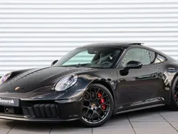 Porsche 911 Carrera 4 GTS