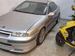 Silber Gebraucht 1992 Opel Calibra Coupé | 8.888 €