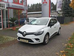 Weiß Gebraucht 2019 Renault Clio IV Kleinwagen | 8.880 € (Guter Preis)