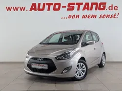 Weiß Gebraucht 2017 Hyundai ix20 Van / Kleinbus | 9.490 € (Fairer Preis)