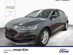 Magnetic grau Gebraucht 2023 Ford Focus Titanium S Limousine | 19.990 € (Guter Preis)