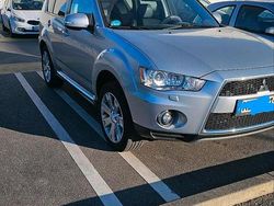 Silber Gebraucht 2012 Mitsubishi Outlander SUV | 5.700 €