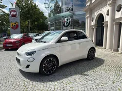 Ice weiß Neu 2025 Fiat 500e La Prima Cabrio | 29.990 €