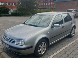 Silber Gebraucht 2002 VW Golf IV Comfortline Limousine | 1.700 € (Guter Preis)