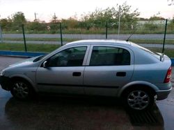 Silber Gebraucht 2001 Opel Astra Limousine | 2.650 €