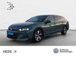 Maripositgrün metallic Gebraucht 2025 VW Passat Elegance Kombi | 35.999 € (Guter Preis)