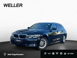 Black sapphire (schwarz) Gebraucht 2022 BMW 318 Advantage Kombi | 22.490 € (Fairer Preis)