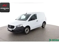 Weiss Gebraucht 2022 Mercedes Citan 110 Van | 13.580 € (Guter Preis)