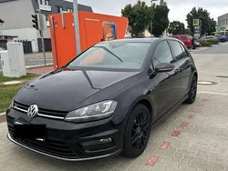 Schwarz Gebraucht 2016 VW Golf VII R-line Limousine | 14.500 € (Fairer Preis)