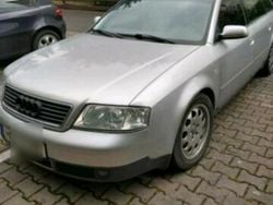 Silber Gebraucht 2000 Audi A6 Kombi | 1.800 €