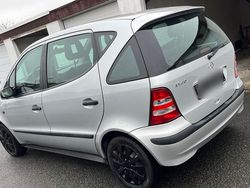 Silber Gebraucht 2004 Mercedes A140 Kleinwagen | 1.750 €