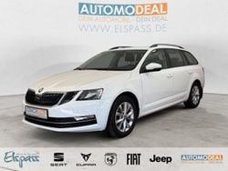 Weiss Gebraucht 2019 Skoda Octavia Style Kombi | 17.221 € (Fairer Preis)