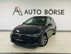 Uranograu Gebraucht 2021 VW Golf VIII Style Limousine | 20.990 € (Etwas zu teuer)