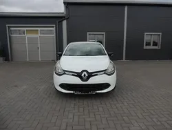 Weiß Gebraucht 2016 Renault Clio IV LIMITED Limousine | 6.100 € (Guter Preis)