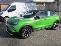Matcha green/ikone gruen Gebraucht 2021 Opel Mokka Elegance SUV | 19.850 € (Fairer Preis)
