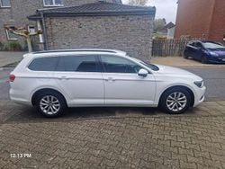 Weiß Gebraucht 2018 VW Passat Comfortline Kombi | 9.400 € (Superpreis)