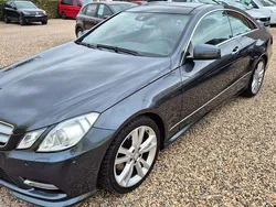 Grau Gebraucht 2013 Mercedes E250 Coupé | 8.990 € (Fairer Preis)