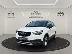 Weiss Gebraucht 2018 Opel Crossland X Innovation SUV | 15.490 €
