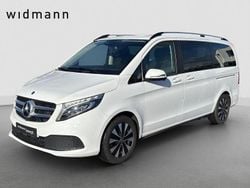 Arktikweiss Gebraucht 2021 Mercedes V220 Van / Kleinbus | 46.767 € (Etwas zu teuer)